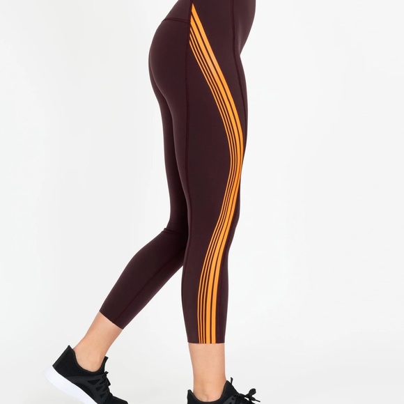 SPANX Every.Wear Contour Stripe 7/8 Leggings - Picture 4 of 4